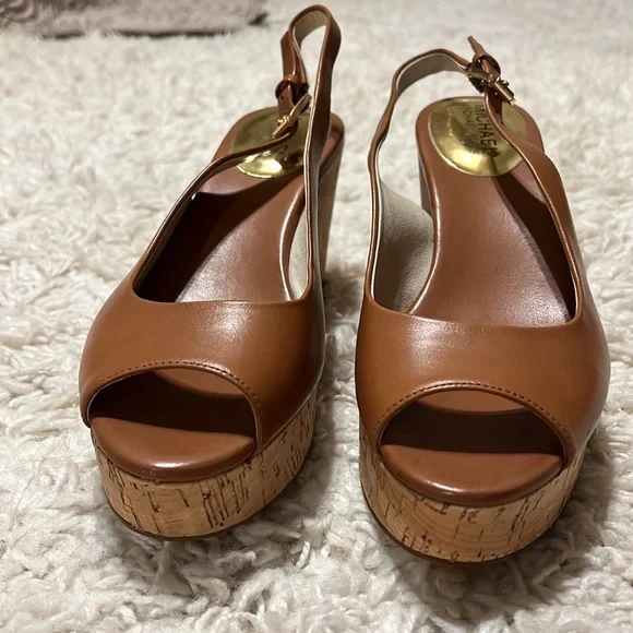 Michael Kors cognac wedged - Picture 4 of 7